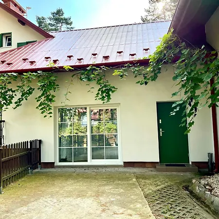 Sosnowy Apartament Jozefow  Exterior photo